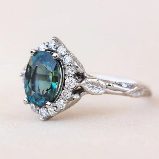 Faszinierender Vintage-Ring in strahlendem Blau